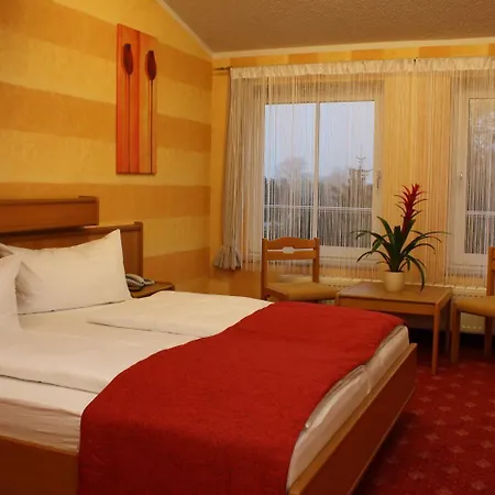 Eleganz מלון Rustow